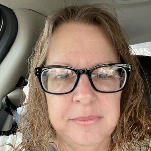 Meet your Posher, Vickie